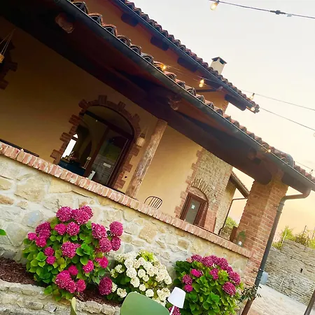 Assiolo Relais فندق مبيت وإفطار